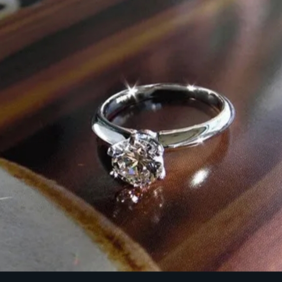 1.5ct High Quality AAAA CZ 925 Sterling Silver Ring - Picture 3 of 4